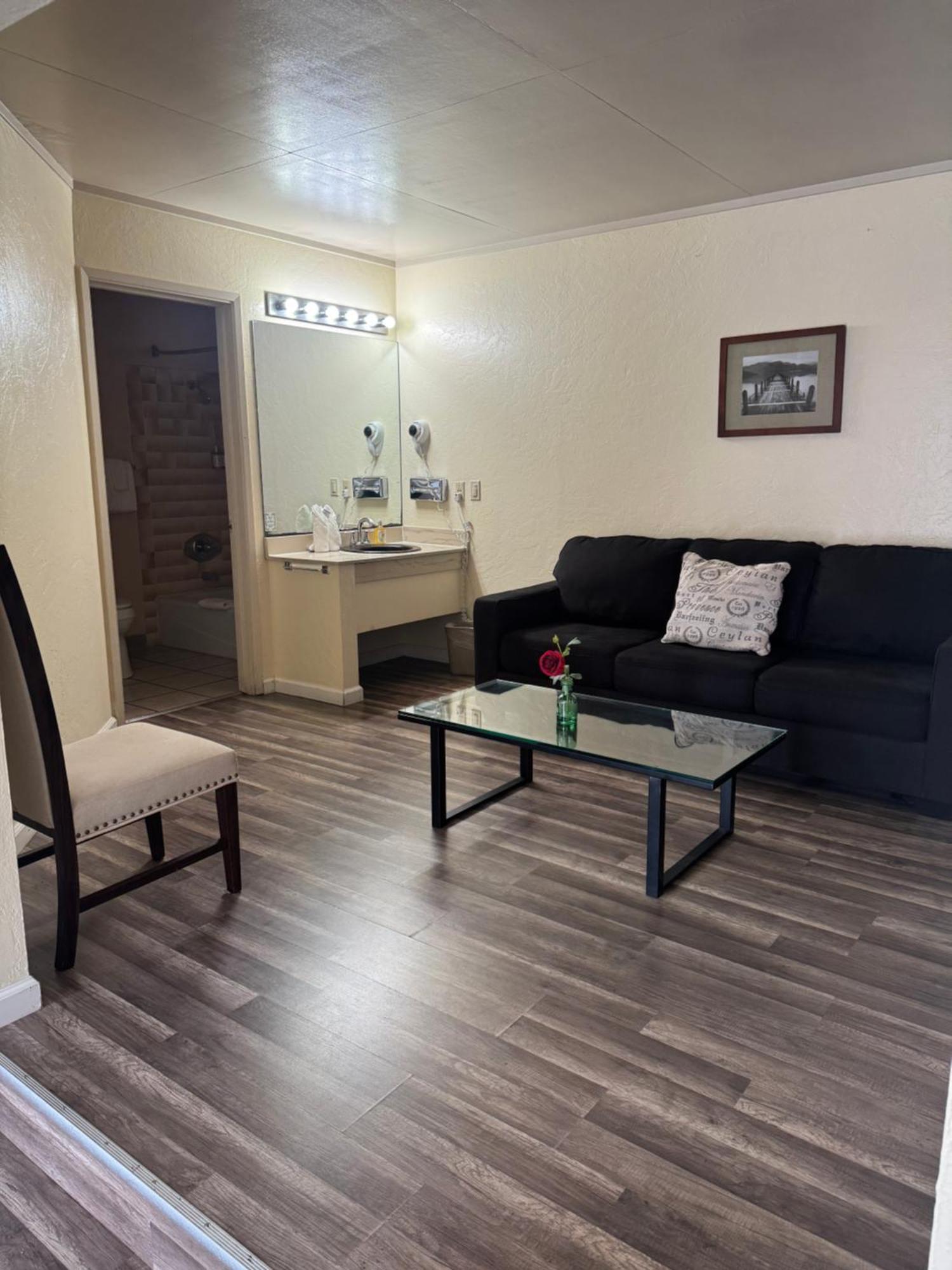 Station touristique Carmel Resort Inn 2*