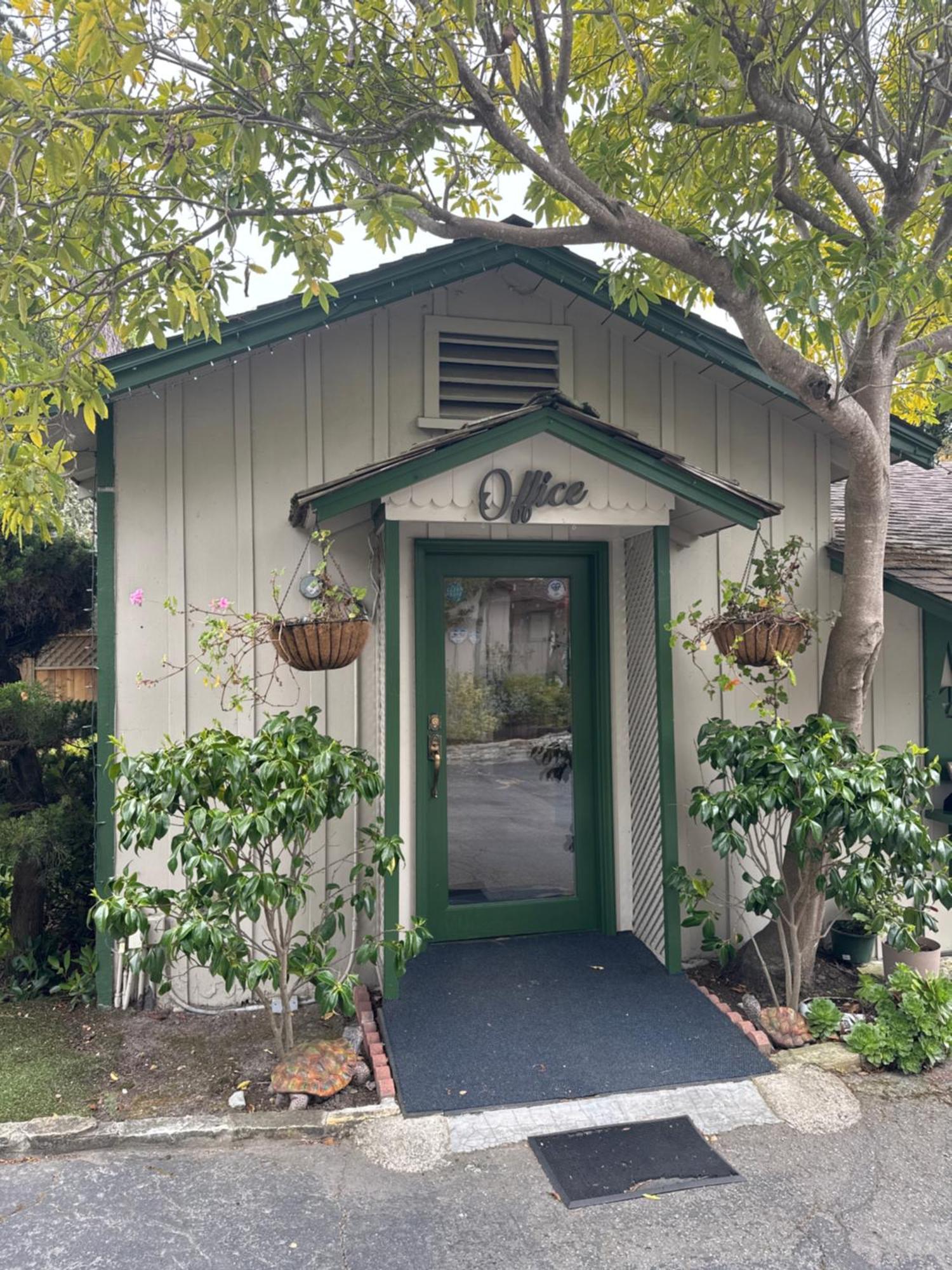 Carmel Resort Inn Station touristique