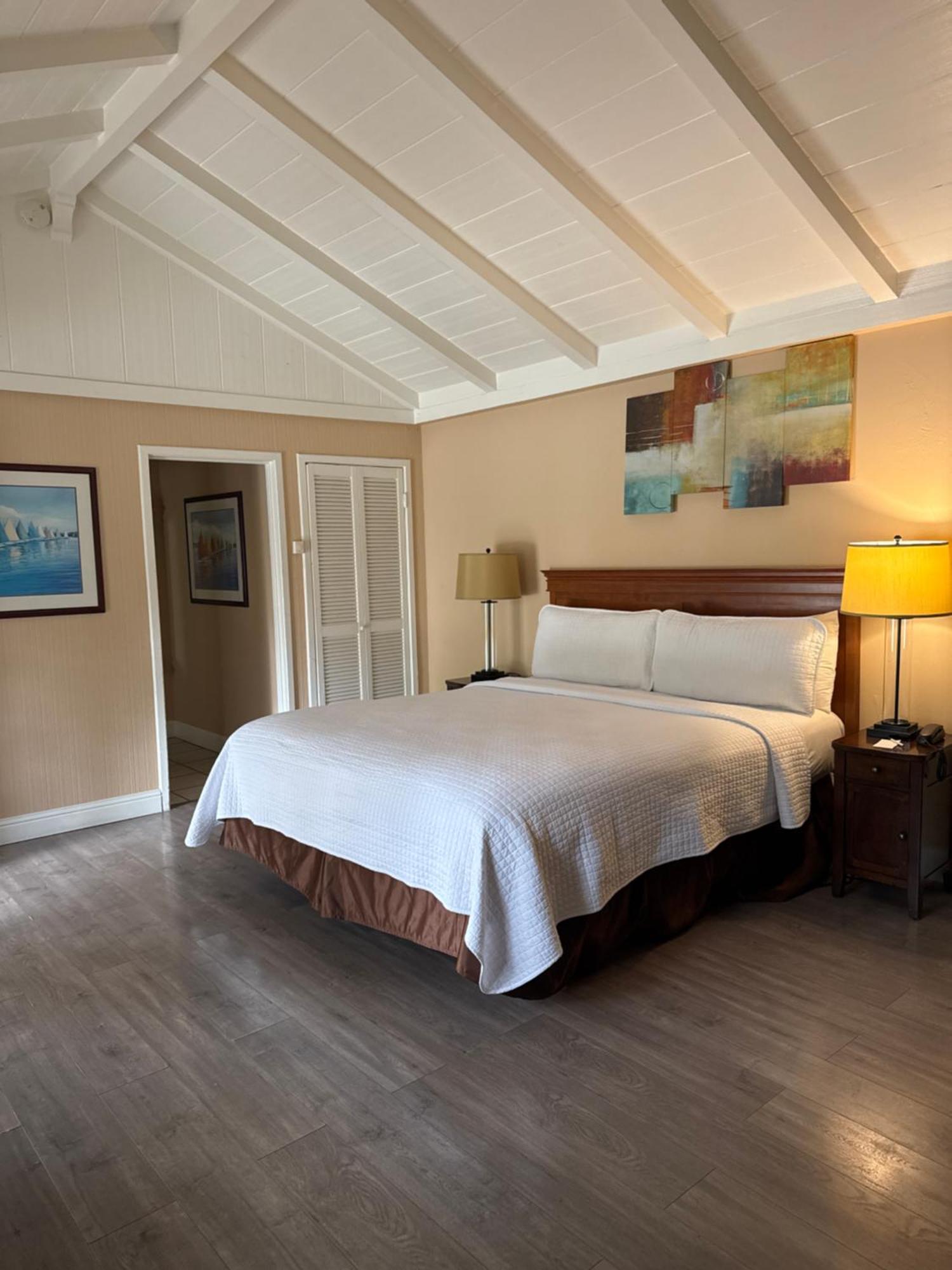 Carmel Resort Inn 2*