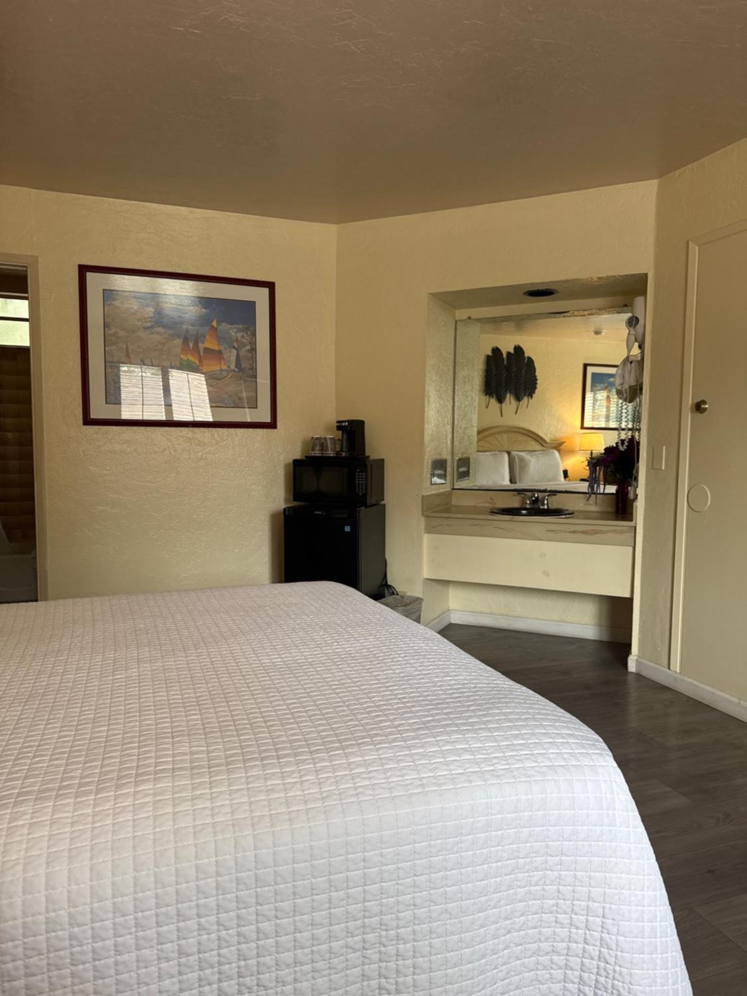 Carmel Resort Inn