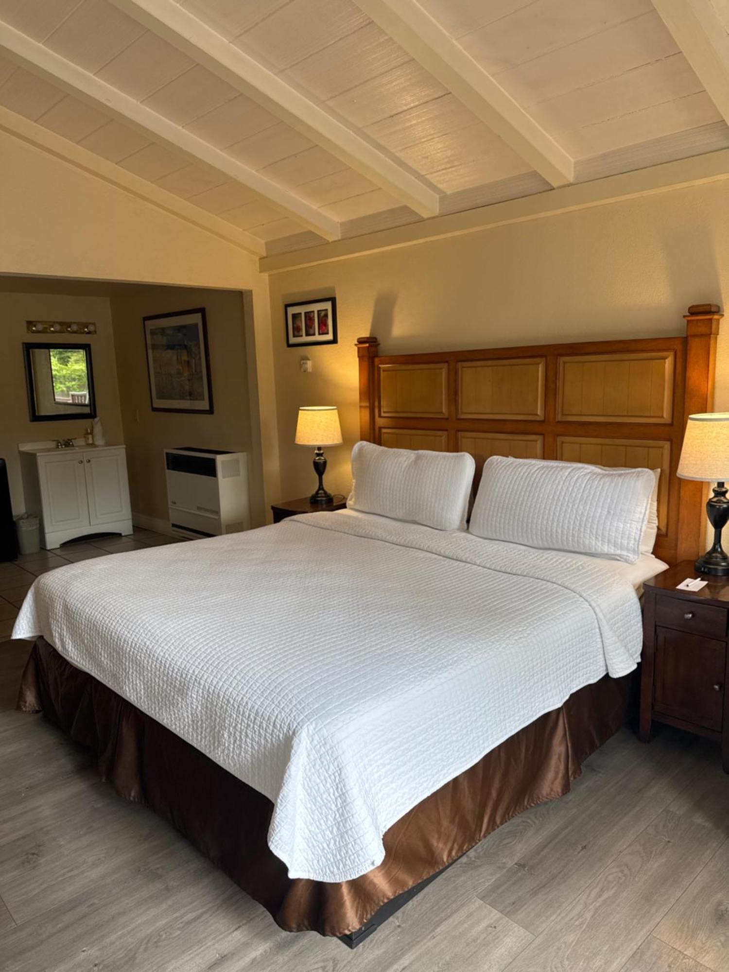 Carmel Resort Inn Resort